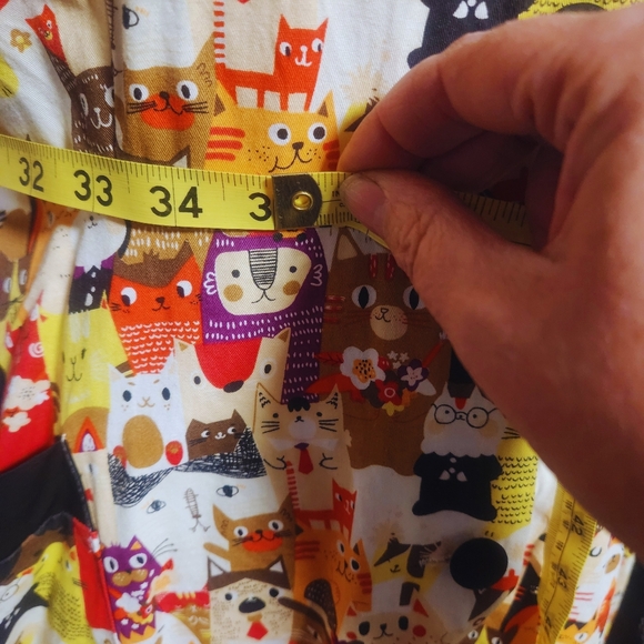 Unique Vintage Cat print dress - Picture 6 of 6